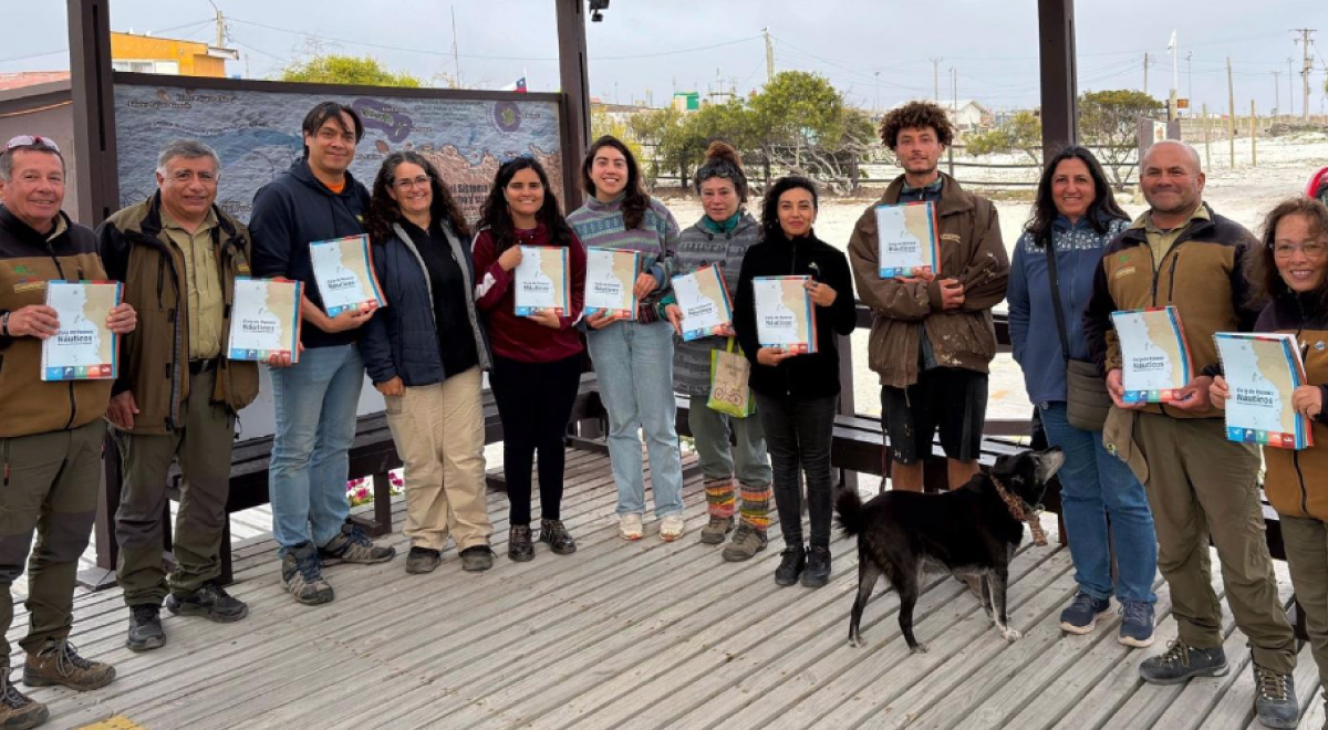  Las localidades de Chungungo, Punta de Choros y La Higuera en las regiones de Atacama y Coquimbo, participaron de Charlas a cargo de investigadores del Centro Científico Ceaza y el Centro COPAS Costal.